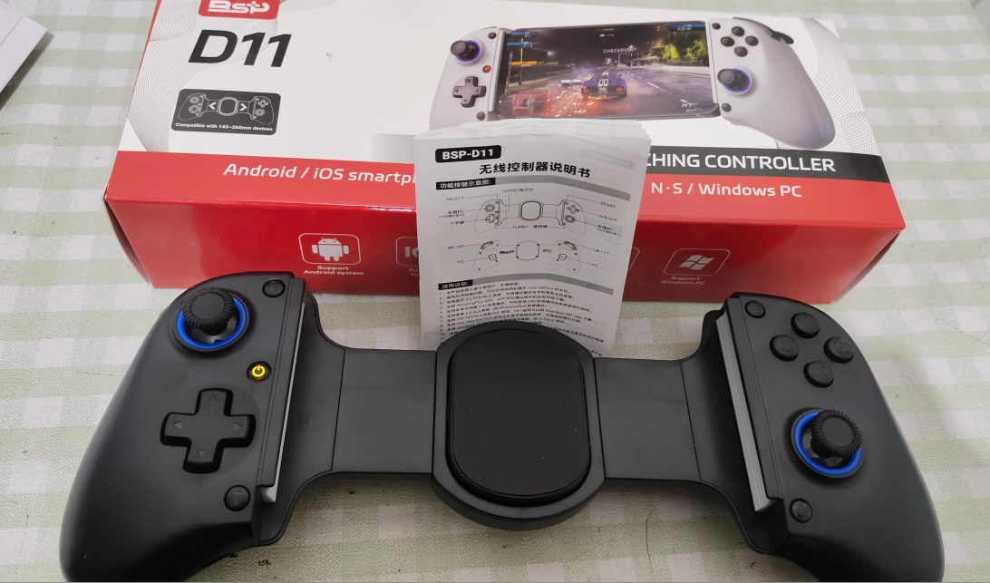 Mobile Gaming Controller